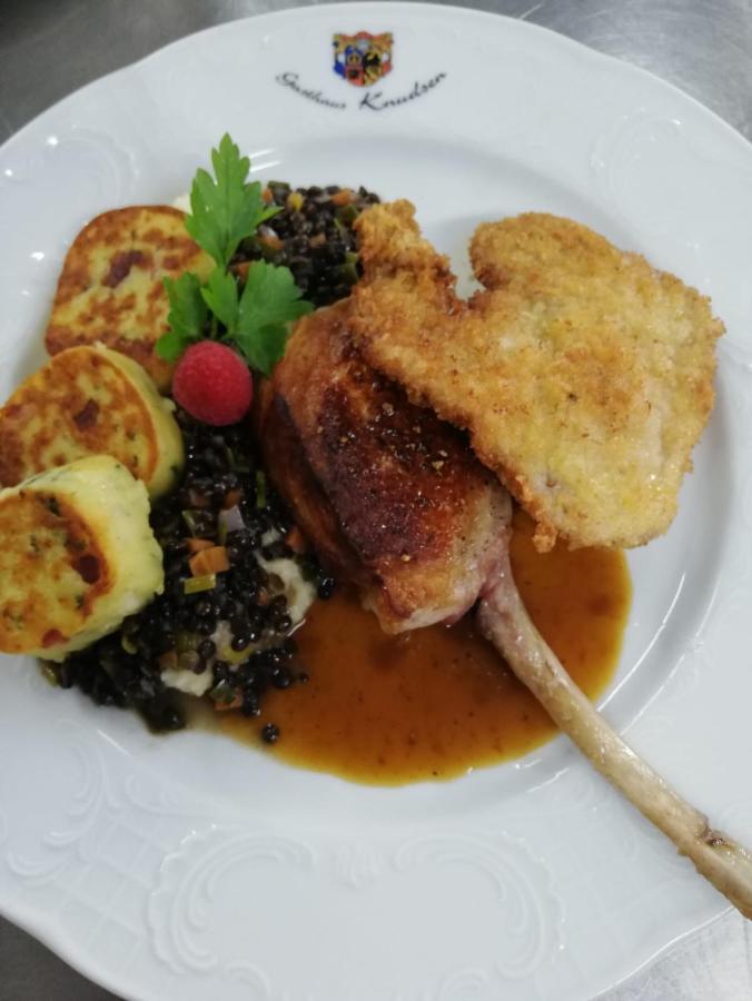 Gasthaus Knudsen Utersum ภายนอก รูปภาพ